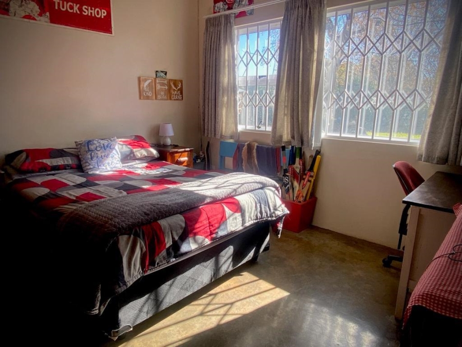 6 Bedroom Property for Sale in Bainsvlei Free State